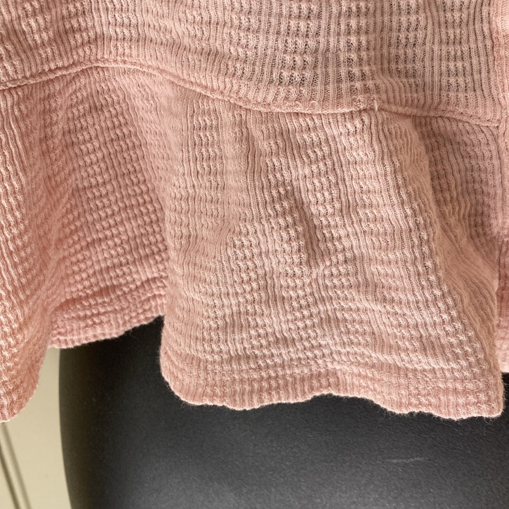 Adorable Button-Down Ruffle Top | Pink | XS - Picture 6 of 10